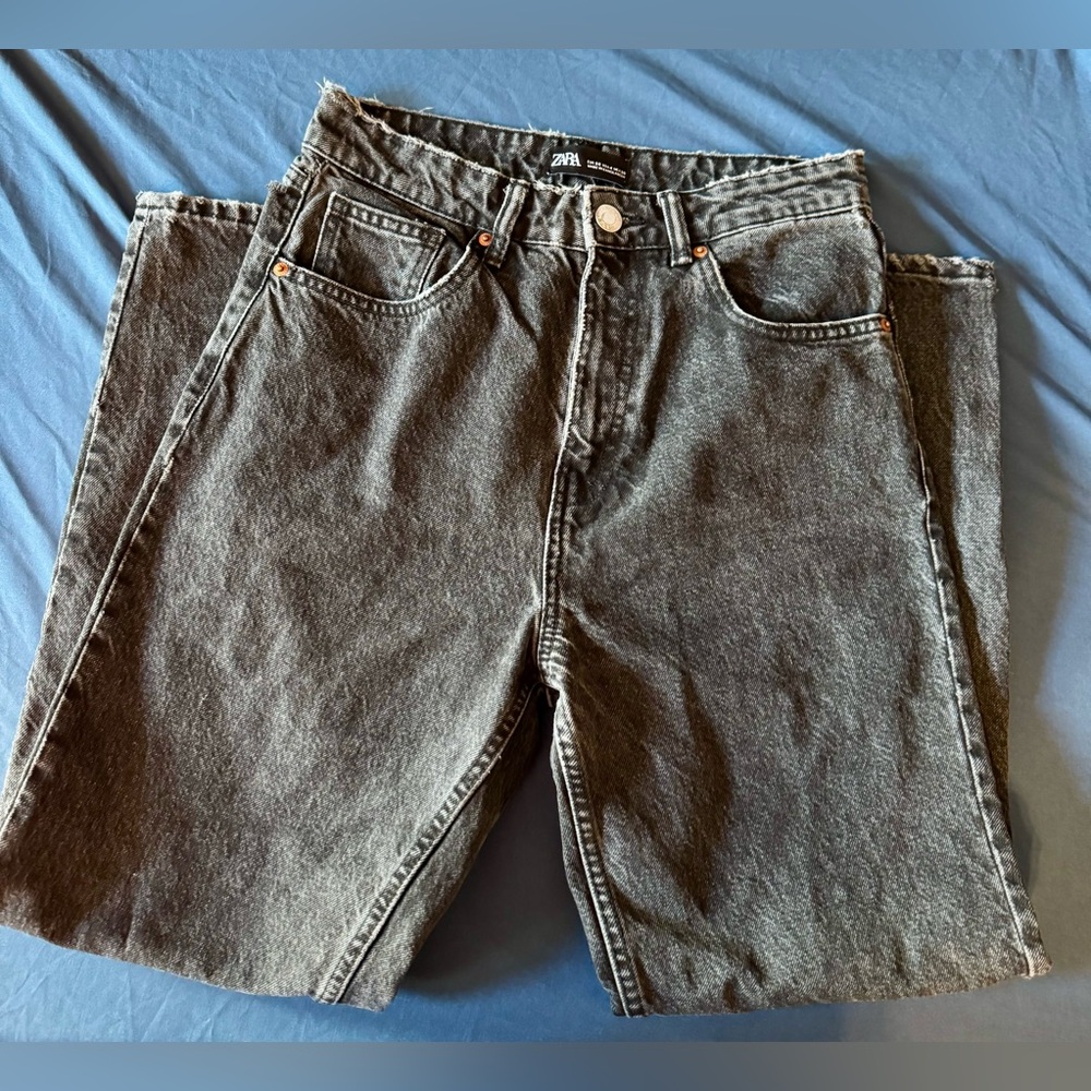 Zara Black Relaxed Jeans with Washed Denim Look